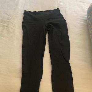 Lululemon black yoga pants